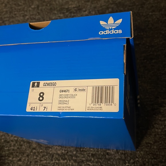 Adidas Ozweego - Picture 7 of 7